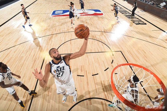 和年轻的斯 和年轻的斯