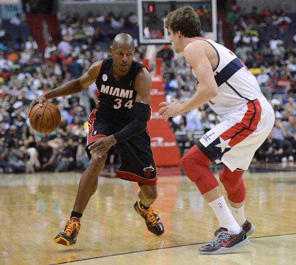 伯恩茅斯显 伯恩茅斯显