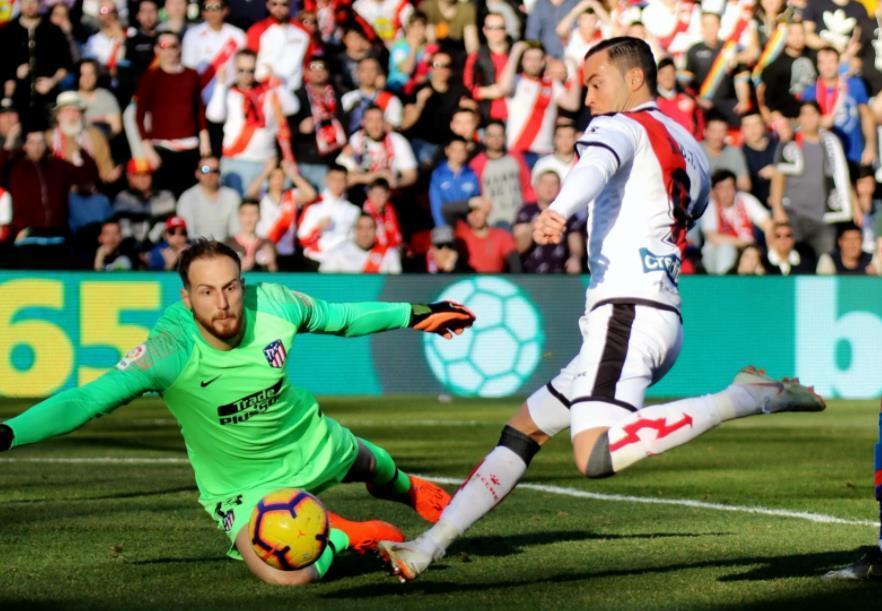 一个充满辉 一个充满辉